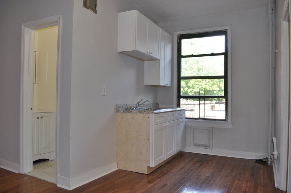 Foto principal - 351 Howard Ave
