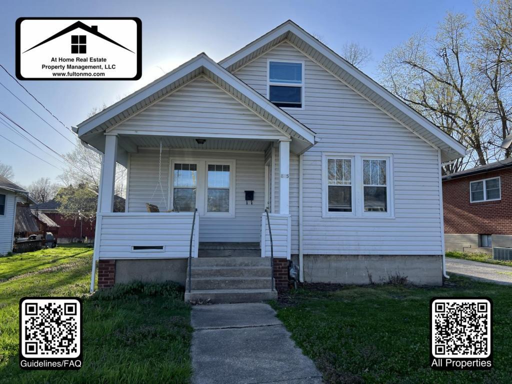 Foto principal - 825 Center Street