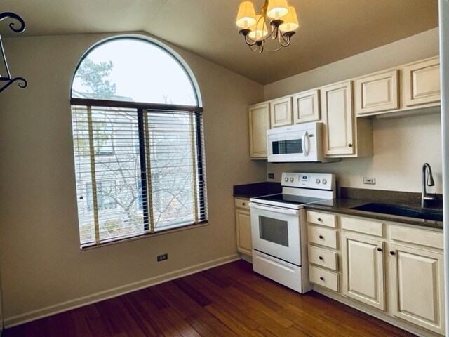 Building Photo - 484 White Oak Ln