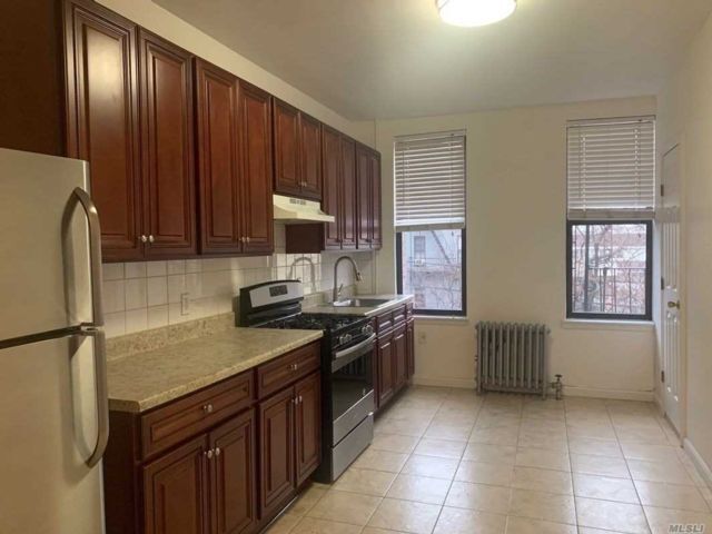 Primary Photo - 251 Jefferson St