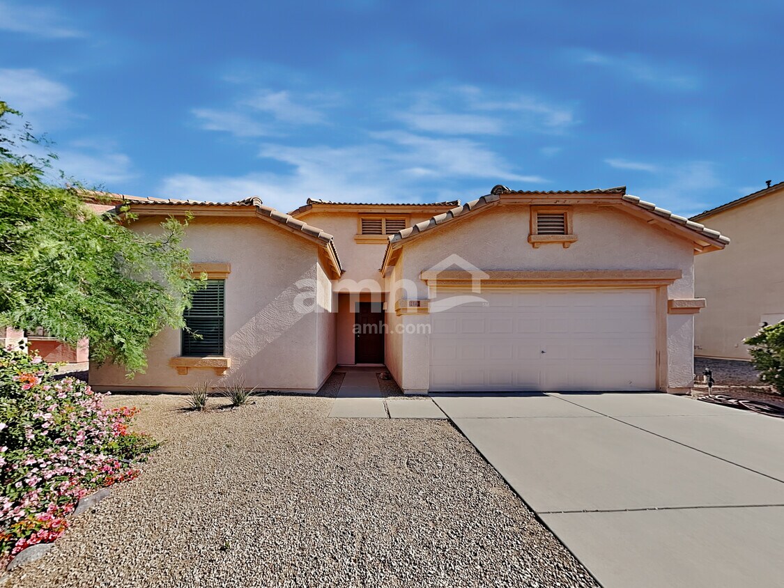 Primary Photo - 2142 E Friesian Dr