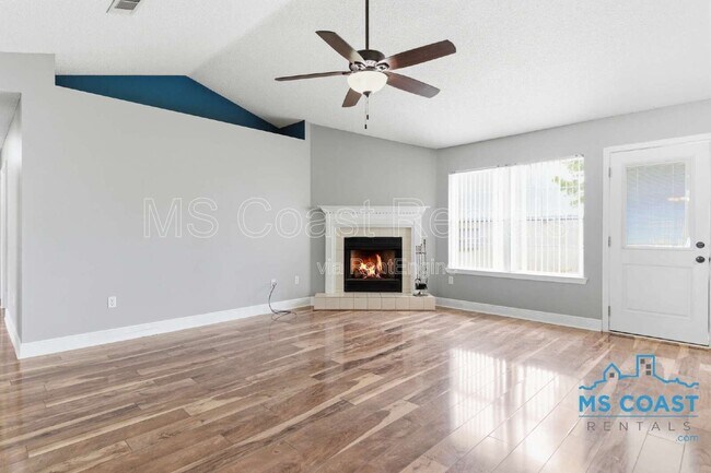 Foto del edificio - 14961 Greenwell Cir