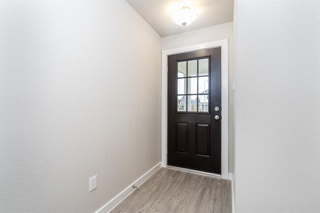 Foto del edificio - 17536 Rosewood Manor Ln