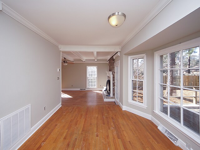 Foto del edificio - 121 Cherry Hill Ave