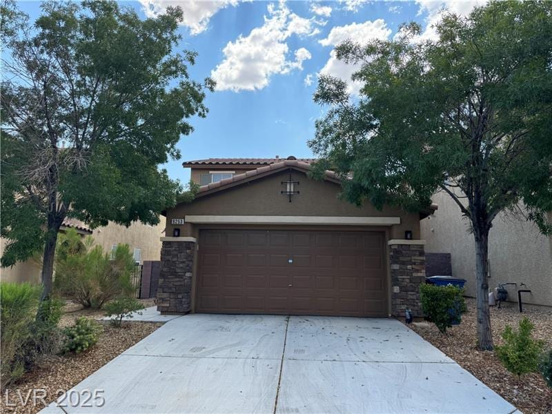 Foto principal - 9253 Valley Ranch Ave