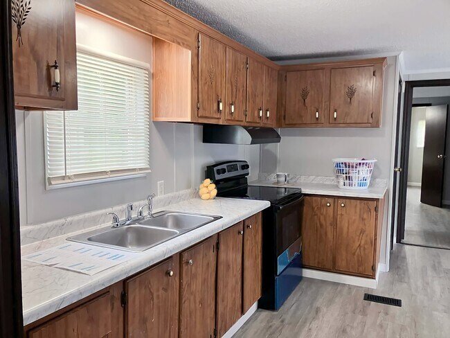 Foto del edificio - 70 Deerwood Park