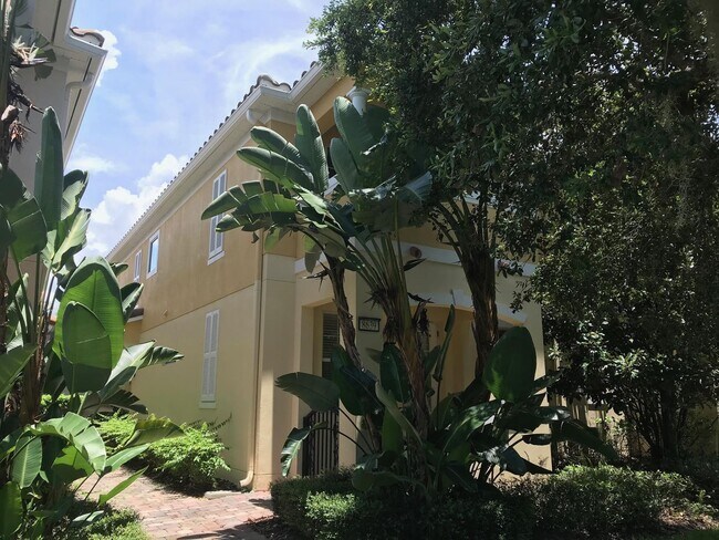 Foto del edificio - Gorgeous 3/3 Townhouse in VillageWalk of Lake Nona (Gated)
