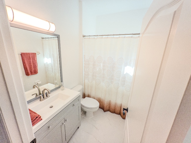 Foto del edificio - 4110 Andover Cay Blvd