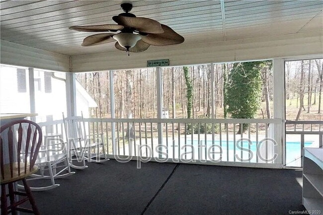 Foto del edificio - 4264 Walnut Ridge Rd