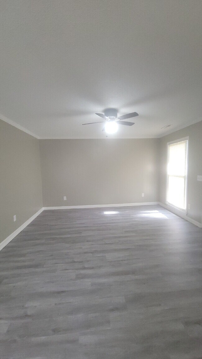 Foto del edificio - 1 month free Section 8 accepted Spacious 2-Bed, 2-Bath Sanctuary in Huntsville – Your Ideal Retre...