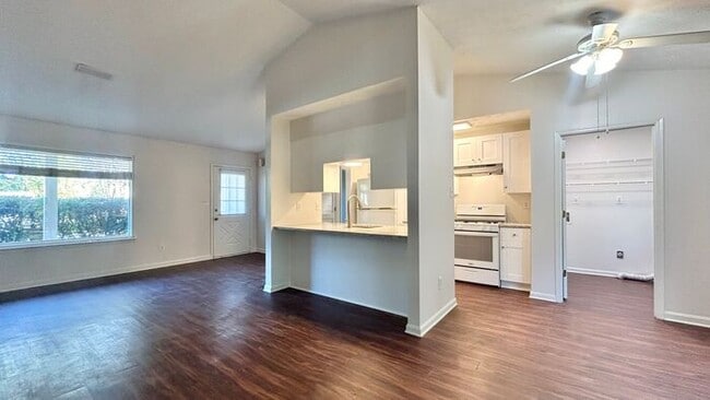 Photo - Alpharetta 3 Bedroom-2 Bathroom, Minutes F... House