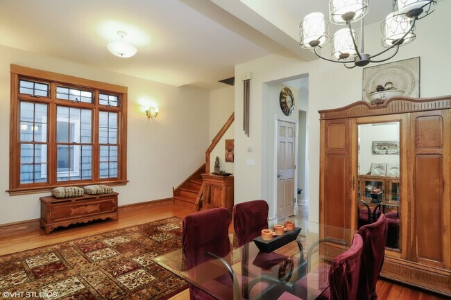 Foto del edificio - 2113 W Cuyler Ave