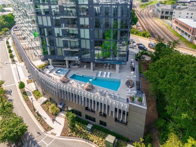 Foto del edificio - 788 West Marietta St NW