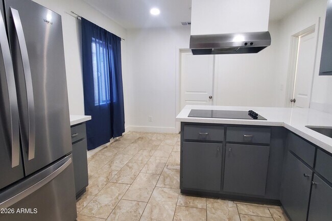 Foto del edificio - 3032 N 34th St