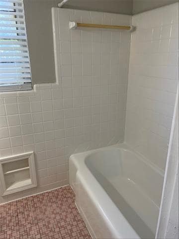 Building Photo - 4815 Live Oak St