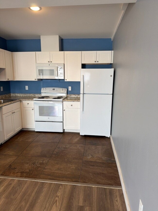 Kitchen - Yakima River