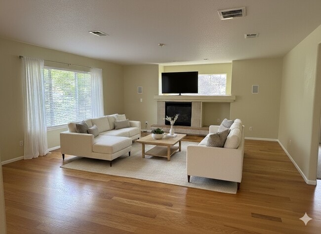 Foto del edificio - 16887 E Peakview Ave