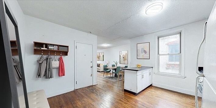 Foto principal - 33-04 Ditmars Blvd