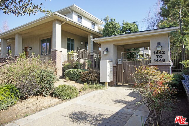 Primary Photo - 1448 N Fair Oaks Ave