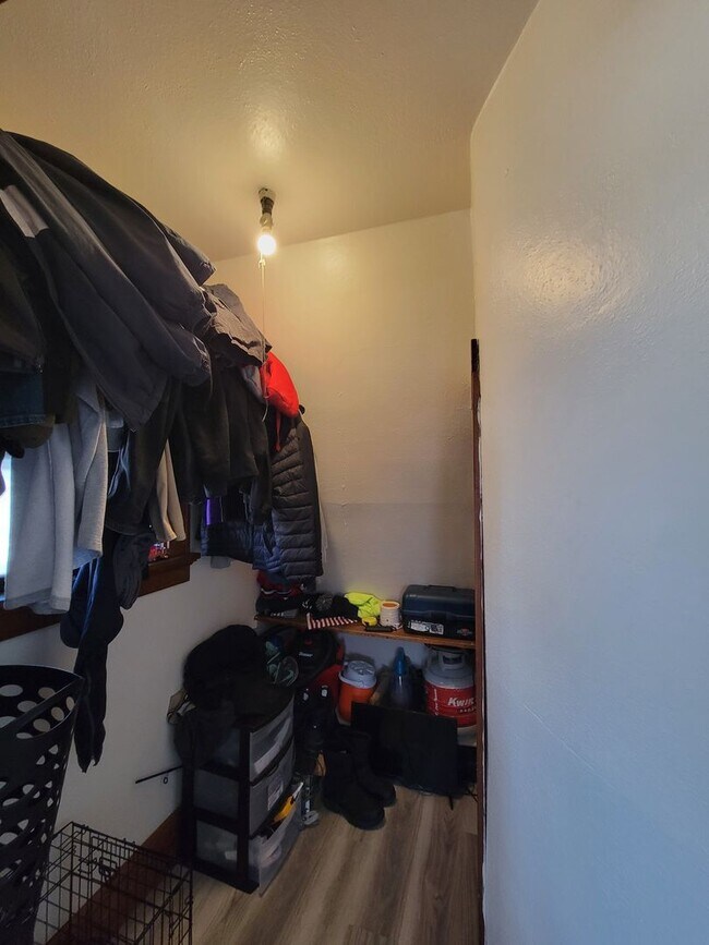 Foto del edificio - 2216 Merner Ave