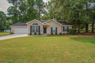 Building Photo - 812 Coronet Dr