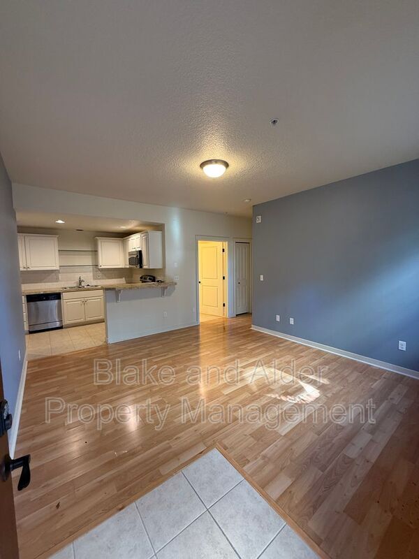 Foto del edificio - 8758 NE Delamere Way