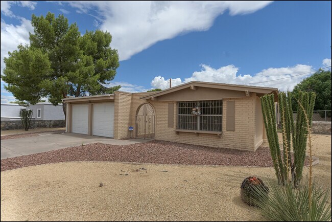 Foto del edificio - 4109 Roxbury Dr