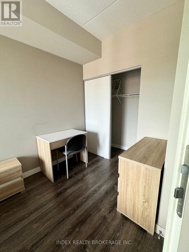 Photo du bâtiment - 280 Lester St