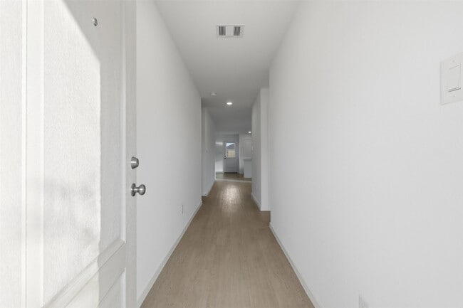 Foto del edificio - 1506 Amber Skies Ln