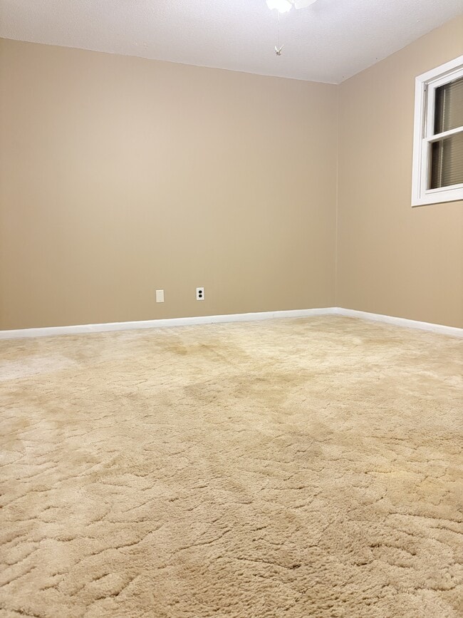 Building Photo - 509 Wingate Dr