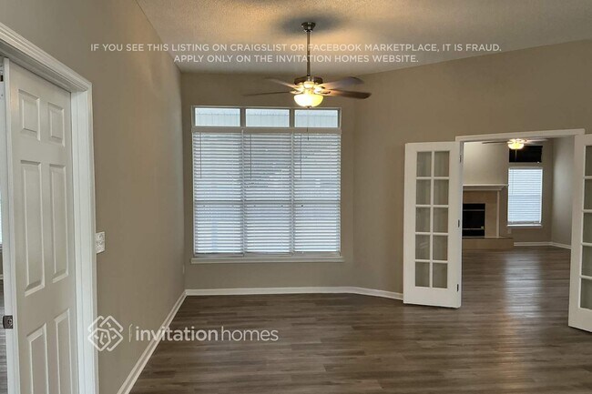 Building Photo - 601 Thornberry Rd