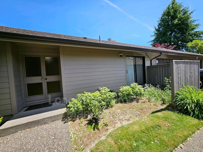 Building Photo - 12612 NE Prescott Dr