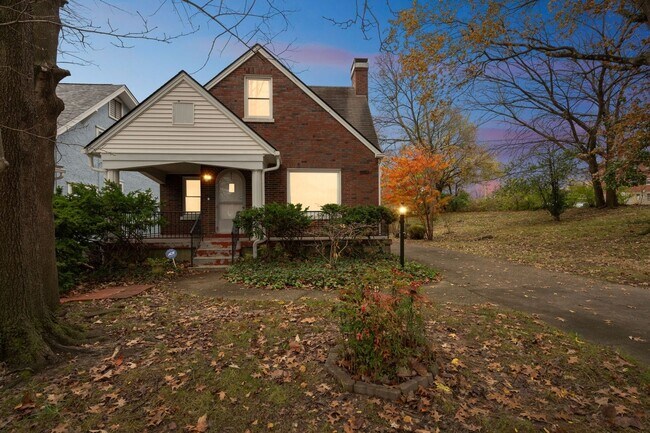Foto del edificio - 2 Bedroom Single Family Home in Louisville