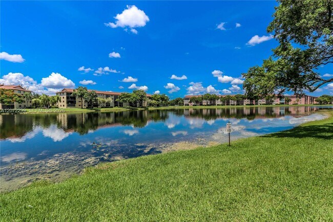 Foto del edificio - 850 SW 138th Ave