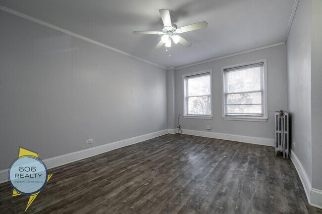 Foto del edificio - 6930 N Greenview Ave