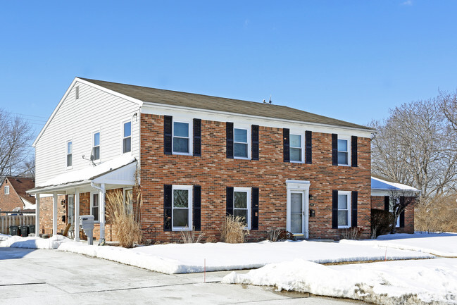 Building Photo - 31651-31655 Couchez St