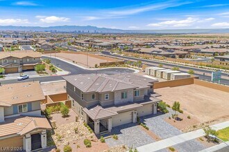 Building Photo - 913 Cadence View Way