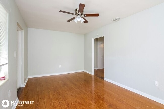 Building Photo - 1414 19th St W, Bradenton, FL 34205