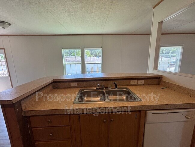 Foto del edificio - 10111 Piney Creek Ct