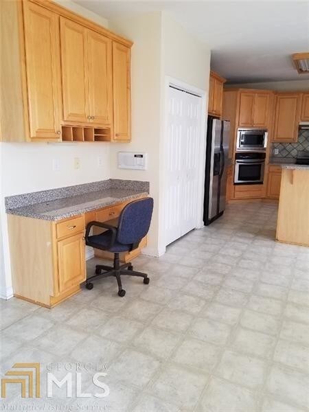Building Photo - 2412 Wilshire Way