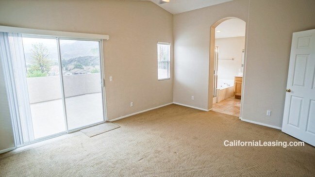 Building Photo - 25442 Holmes Pl