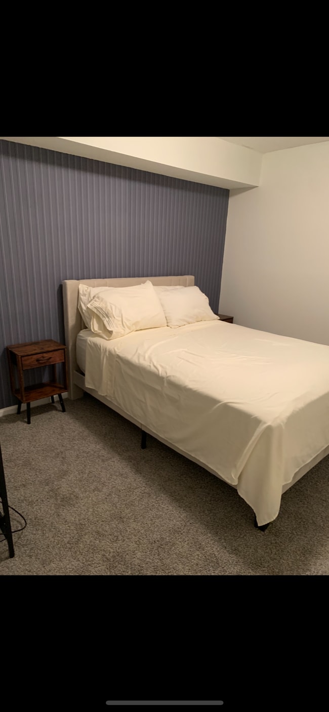 Foto del edificio - 1931 Bent Grass Dr