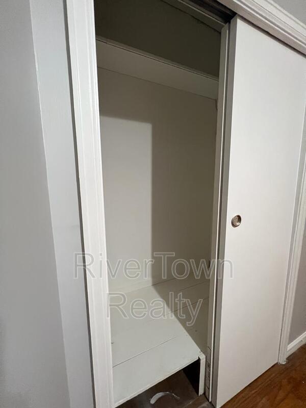 Photo - 750 Patterson St House