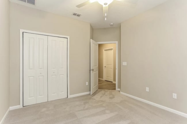 Building Photo - 6283 Bluff Ave