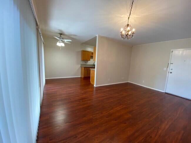Dining Area - 9950 Jordan Ave