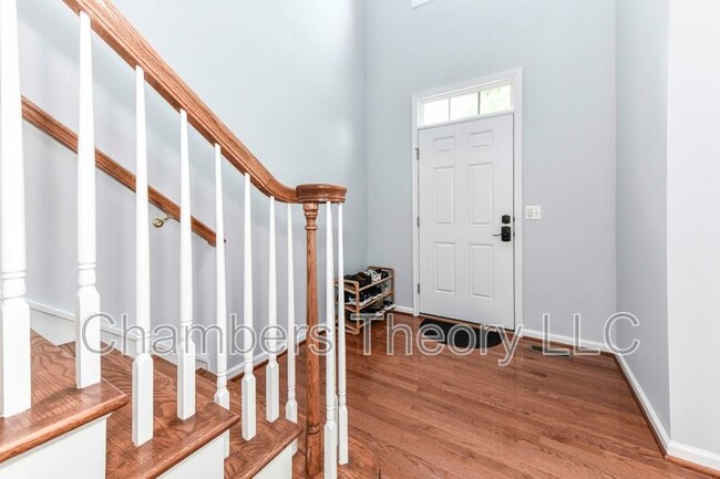 Building Photo - 359 Preston Dr