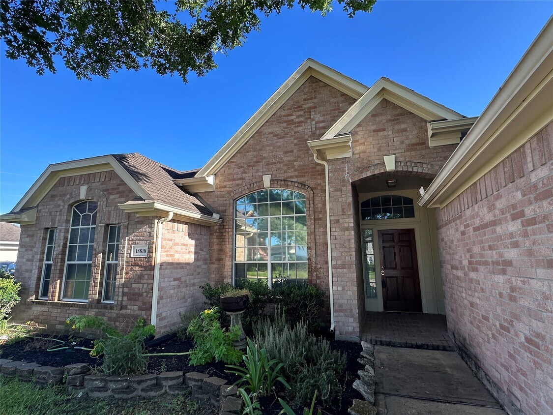 Foto principal - 18818 Harbor Key Cir