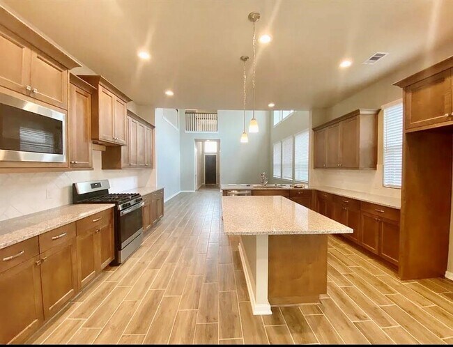 Foto del edificio - 2122 Ironwood Pass Dr