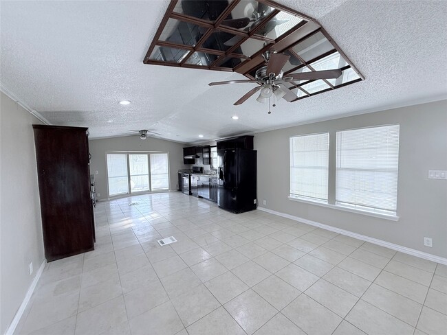 Building Photo - 9027 Puritan Way