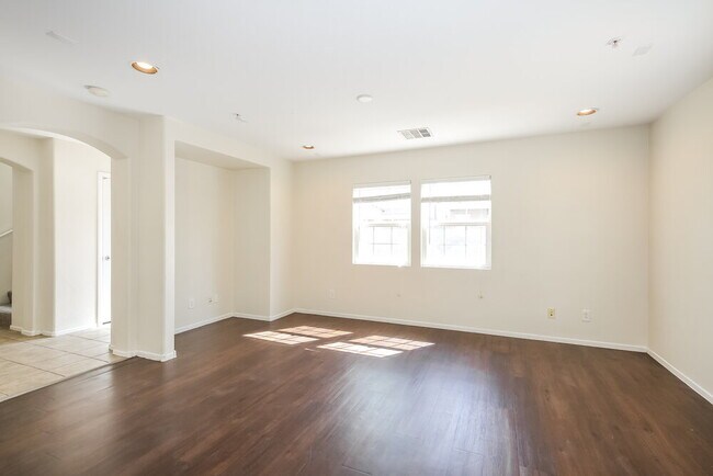 Foto del edificio - 7453 Showy Ct